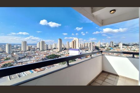 Apartamento à venda com 171m², 4 quartos e 4 vagas Apartamento à venda com 171m², 4 quartos e 4 vagasVaranda da Sala