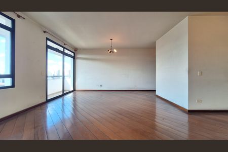 Apartamento à venda com 171m², 4 quartos e 4 vagas Apartamento à venda com 171m², 4 quartos e 4 vagasSala