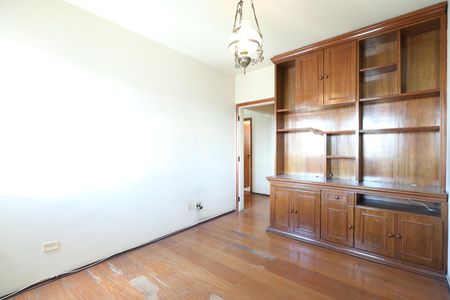 Apartamento à venda com 171m², 4 quartos e 4 vagasQuarto 1