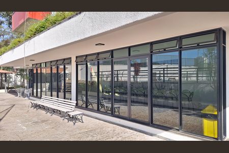 Apartamento à venda com 171m², 4 quartos e 4 vagas Apartamento à venda com 171m², 4 quartos e 4 vagasÁrea comum - Salão de festas