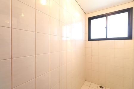 Apartamento à venda com 171m², 4 quartos e 4 vagasBanheiro Social