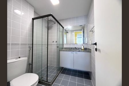 Apartamento à venda com 75m², 2 quartos e 1 vagaBanheiro Social