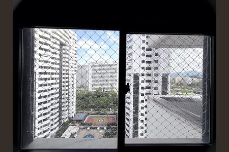 Apartamento à venda com 75m², 2 quartos e 1 vagaÁrea de Serviço Janela