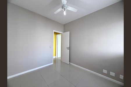 Apartamento à venda com 75m², 2 quartos e 1 vagaQuarto