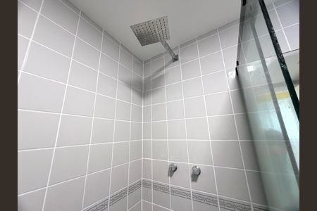 Apartamento à venda com 75m², 2 quartos e 1 vagaBanheiro Social