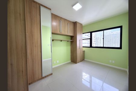 Apartamento à venda com 75m², 2 quartos e 1 vagaSuíte