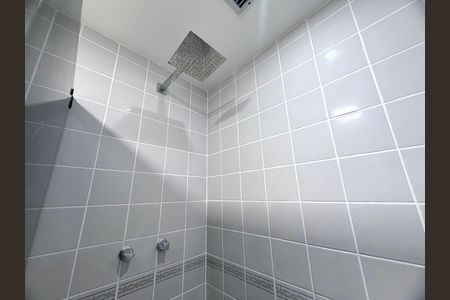 Apartamento à venda com 75m², 2 quartos e 1 vagaBanheiro da Suíte