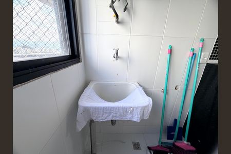 Apartamento à venda com 75m², 2 quartos e 1 vagaÁrea de Serviço