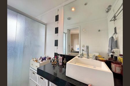 Banheiro de apartamento à venda com 3 quartos, 84m² em Vila Mariana, São Paulo