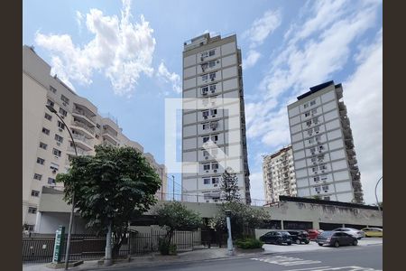Apartamento para alugar com 55m², 2 quartos e 1 vagaFachada