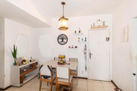 Sala de apartamento para alugar com 2 quartos, 55m² em Mangueira, Rio de Janeiro