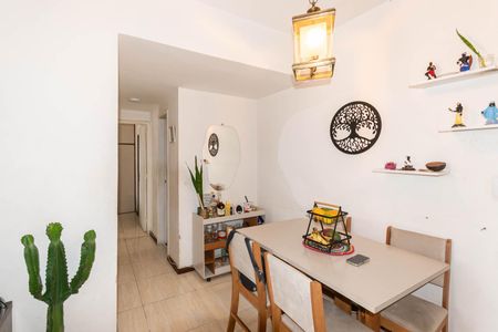Sala de apartamento para alugar com 2 quartos, 55m² em Mangueira, Rio de Janeiro