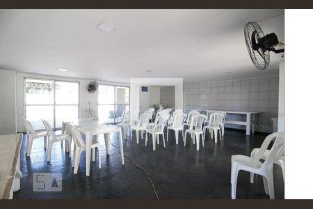 Apartamento para alugar com 55m², 2 quartos e 1 vagaÁrea comum