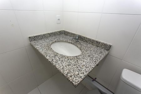 Apartamento à venda com 51m², 2 quartos e 1 vaga Apartamento à venda com 51m², 2 quartos e 1 vagaBanheiro da Suíte