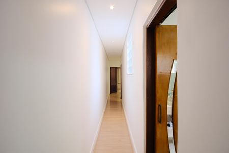 Casa à venda com 216m², 3 quartos e 1 vagaCorredor dos Quartos