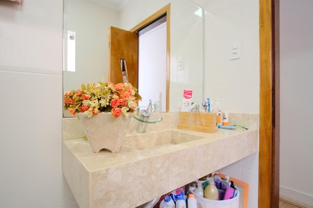 Casa à venda com 216m², 3 quartos e 1 vagaBanheiro Social