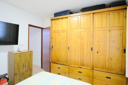 Casa à venda com 216m², 3 quartos e 1 vagaQuarto 1