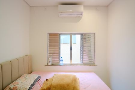 Casa à venda com 216m², 3 quartos e 1 vagaQuarto 2