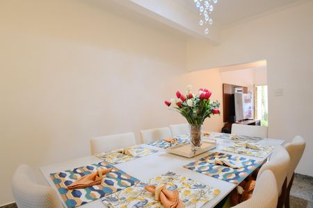 Casa à venda com 216m², 3 quartos e 1 vagaSala de Jantar