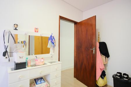 Casa à venda com 216m², 3 quartos e 1 vagaQuarto 2
