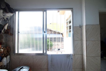 Casa à venda com 80m², 2 quartos e 1 vagaÁrea de Serviço