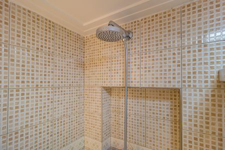 Apartamento à venda com 77m², 3 quartos e 1 vaga Apartamento à venda com 77m², 3 quartos e 1 vagaDetalhe Banheiro - Social