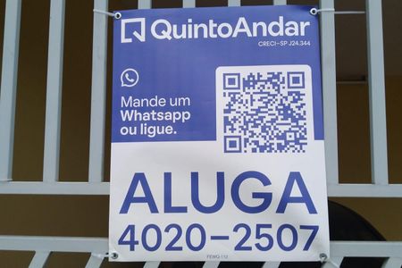 Casa para alugar com 35m², 1 quarto e sem vaga Casa para alugar com 35m², 1 quarto e sem vagaFachada