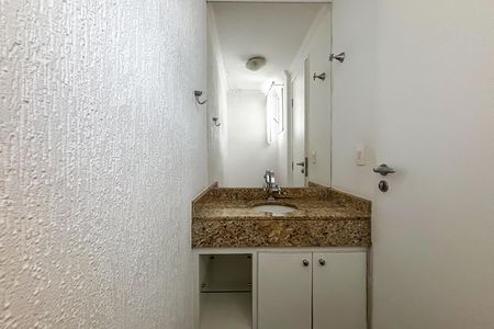 Casa de condomínio à venda com 170m², 3 quartos e 3 vagas