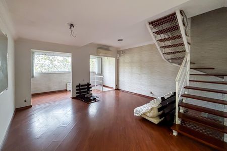 Casa de Condomínio à venda com 3 quartos, 170m² em Jardim das Esmeraldas, São Paulo