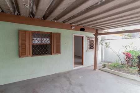 Casa à venda com 126m², 2 quartos e 2 vagas Casa à venda com 126m², 2 quartos e 2 vagasGaragem
