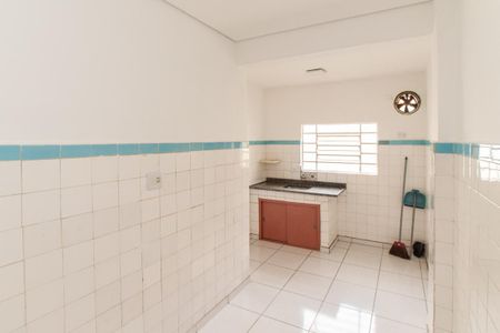 Casa à venda com 126m², 2 quartos e 2 vagas Casa à venda com 126m², 2 quartos e 2 vagasCozinha