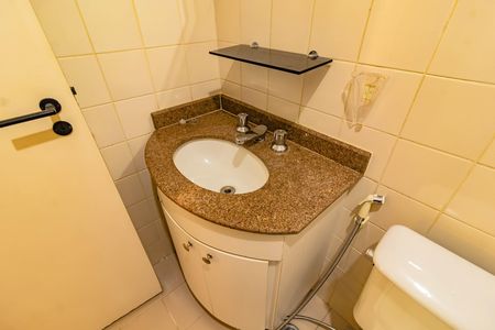Apartamento para alugar com 64m², 2 quartos e 1 vaga