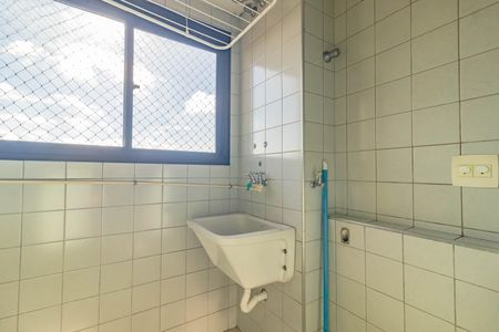 Apartamento para alugar com 64m², 2 quartos e 1 vaga