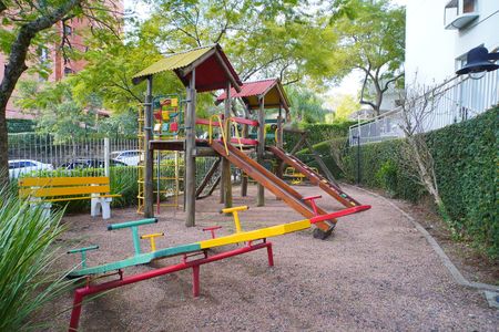 Apartamento à venda com 72m², 3 quartos e 1 vagaÁrea comum - Playground