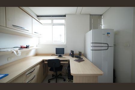 Apartamento à venda com 176m², 3 quartos e 2 vagasEscritório