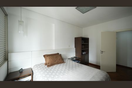 Apartamento à venda com 176m², 3 quartos e 2 vagasQuarto Suite 1