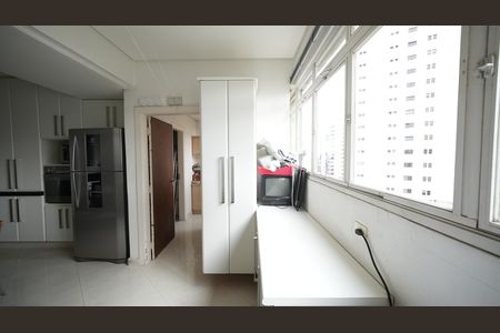 Apartamento à venda com 176m², 3 quartos e 2 vagasÁrea de Serviço