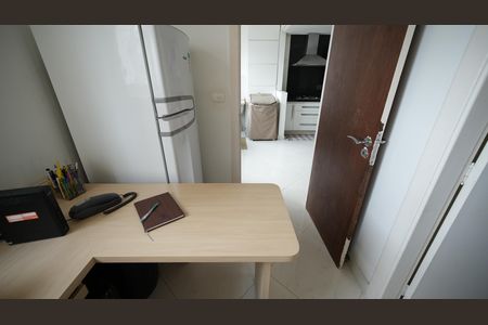 Apartamento à venda com 176m², 3 quartos e 2 vagasEscritório