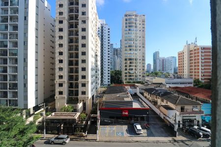 Apartamento à venda com 75m², 2 quartos e 2 vagas Apartamento à venda com 75m², 2 quartos e 2 vagasSuíte closet