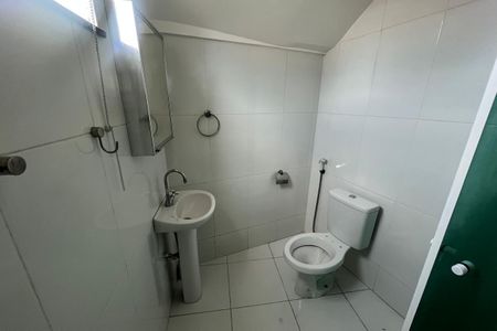 Apartamento para alugar com 90m², 2 quartos e 1 vaga Apartamento para alugar com 90m², 2 quartos e 1 vagaBanheiro