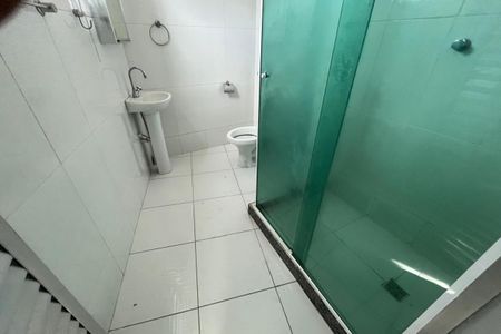 Apartamento para alugar com 90m², 2 quartos e 1 vaga Apartamento para alugar com 90m², 2 quartos e 1 vagaBanheiro