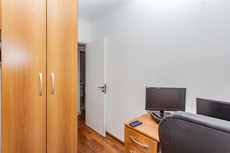 Apartamento à venda com 73m², 3 quartos e 2 vagasQuarto 2