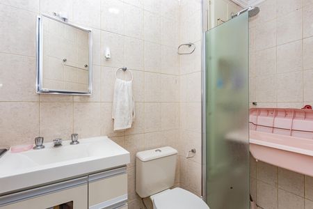 Apartamento à venda com 73m², 3 quartos e 2 vagasBanheiro Social