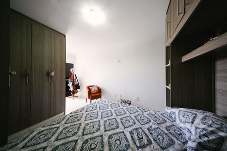 Casa à venda com 168m², 3 quartos e 2 vagas Casa à venda com 168m², 3 quartos e 2 vagasSuíte