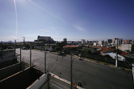 Casa à venda com 168m², 3 quartos e 2 vagas Casa à venda com 168m², 3 quartos e 2 vagasVista da Varanda