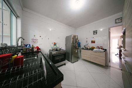 Casa à venda com 168m², 3 quartos e 2 vagas Casa à venda com 168m², 3 quartos e 2 vagasCozinha