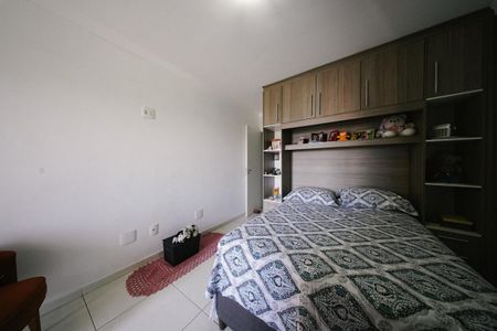 Casa à venda com 168m², 3 quartos e 2 vagas Casa à venda com 168m², 3 quartos e 2 vagasSuíte