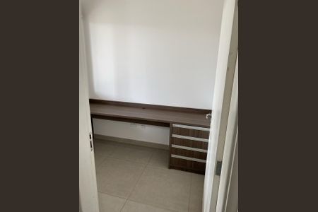 Quarto de casa de condomínio para alugar com 3 quartos, 200m² em Parque Brasil 500, Paulínia