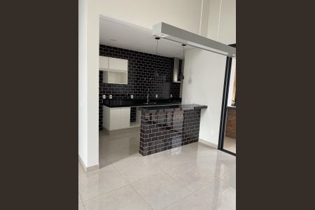Cozinha de casa de condomínio para alugar com 3 quartos, 200m² em Parque Brasil 500, Paulínia