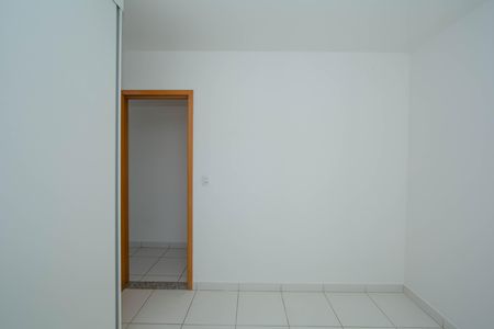 Apartamento à venda com 75m², 3 quartos e 2 vagasQUARTO2